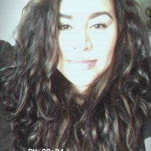 Meet your Posher, Isa